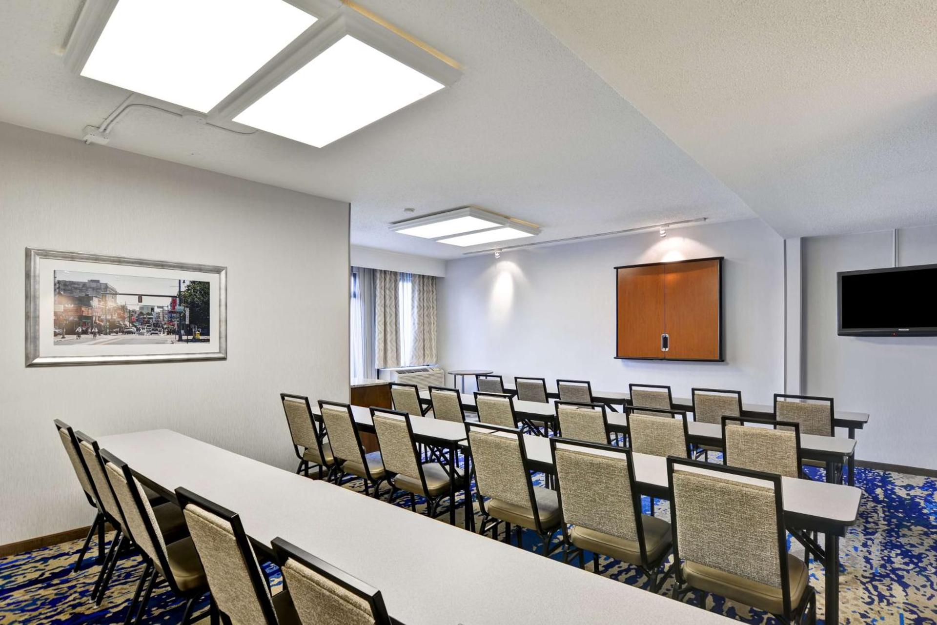 Meeting/conference room