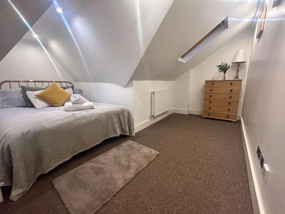 Peaceful 2-Bedroom Haven