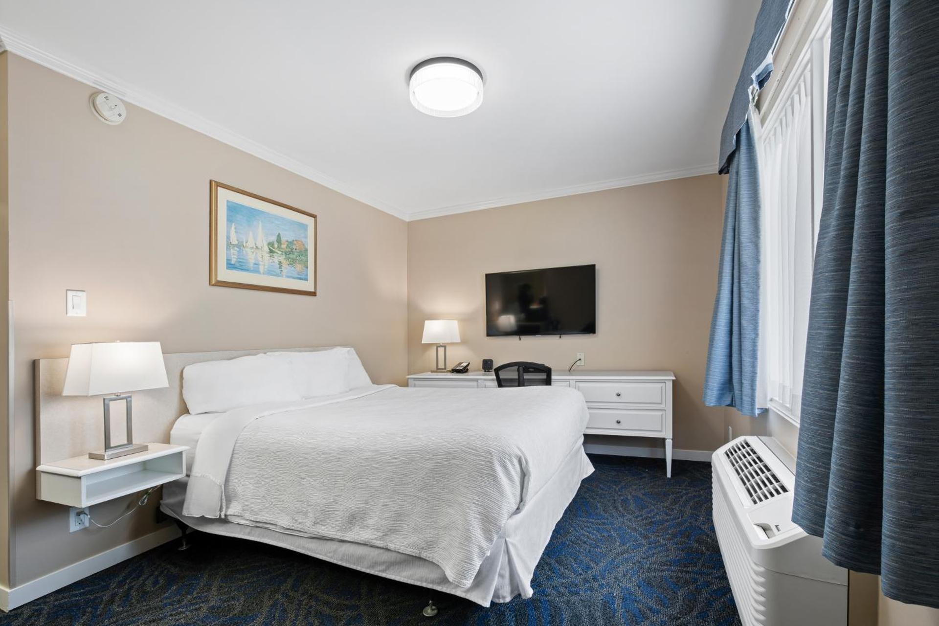 One Bedroom Suite (2 Queen beds) 