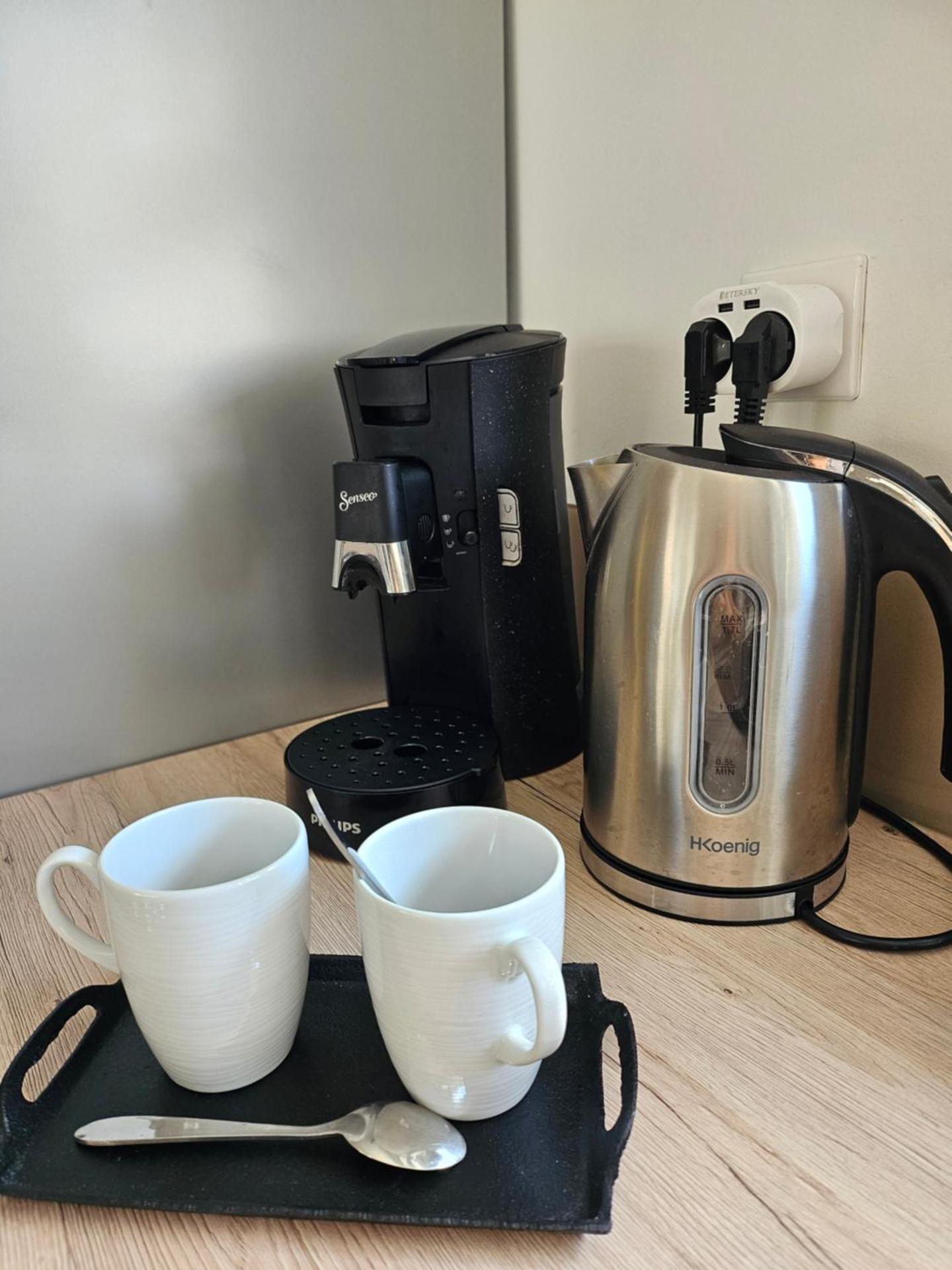 Coffee/tea facilities