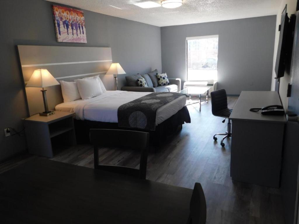 Hotel 10 Extended Stay