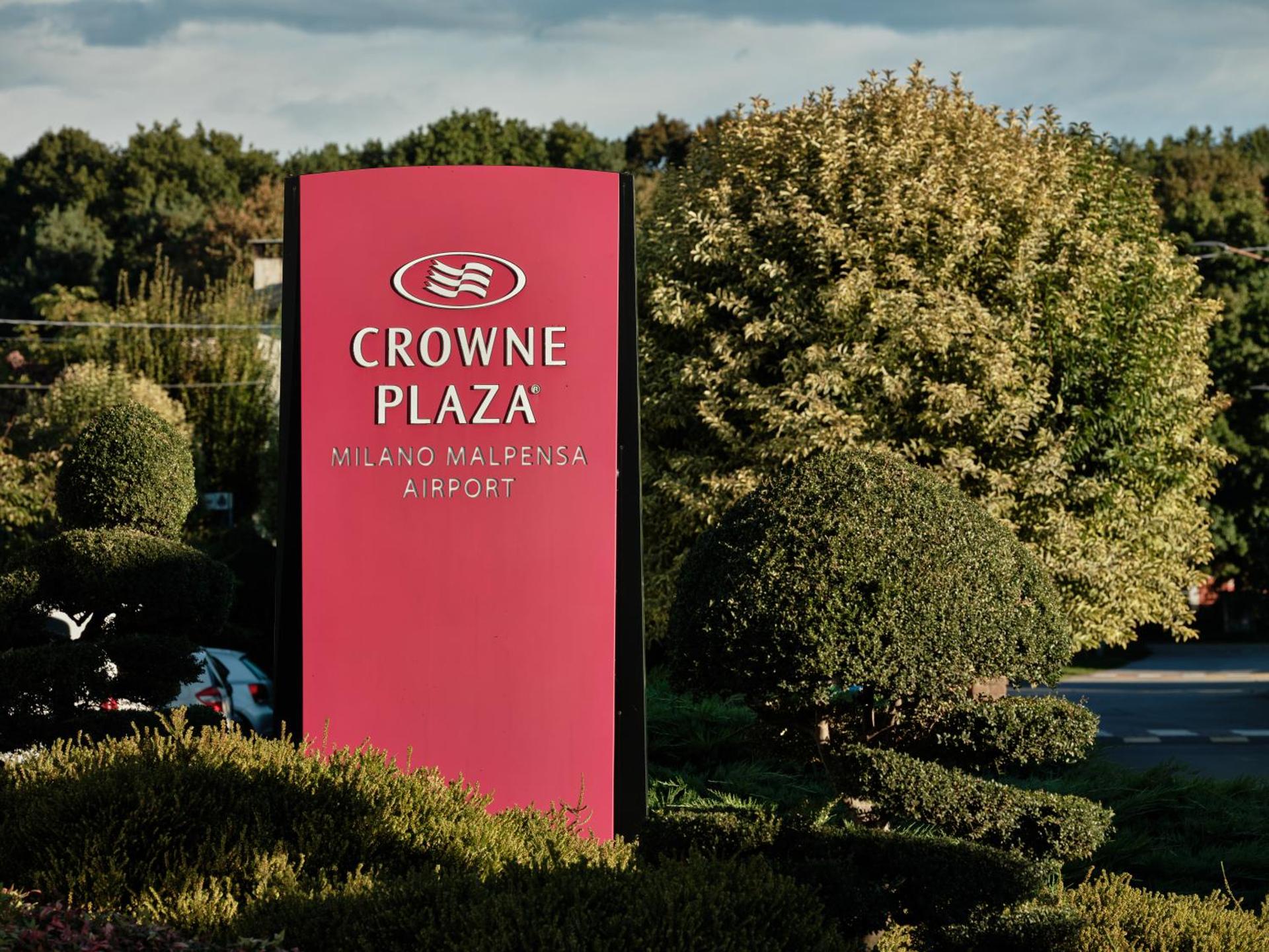 Property logo or sign