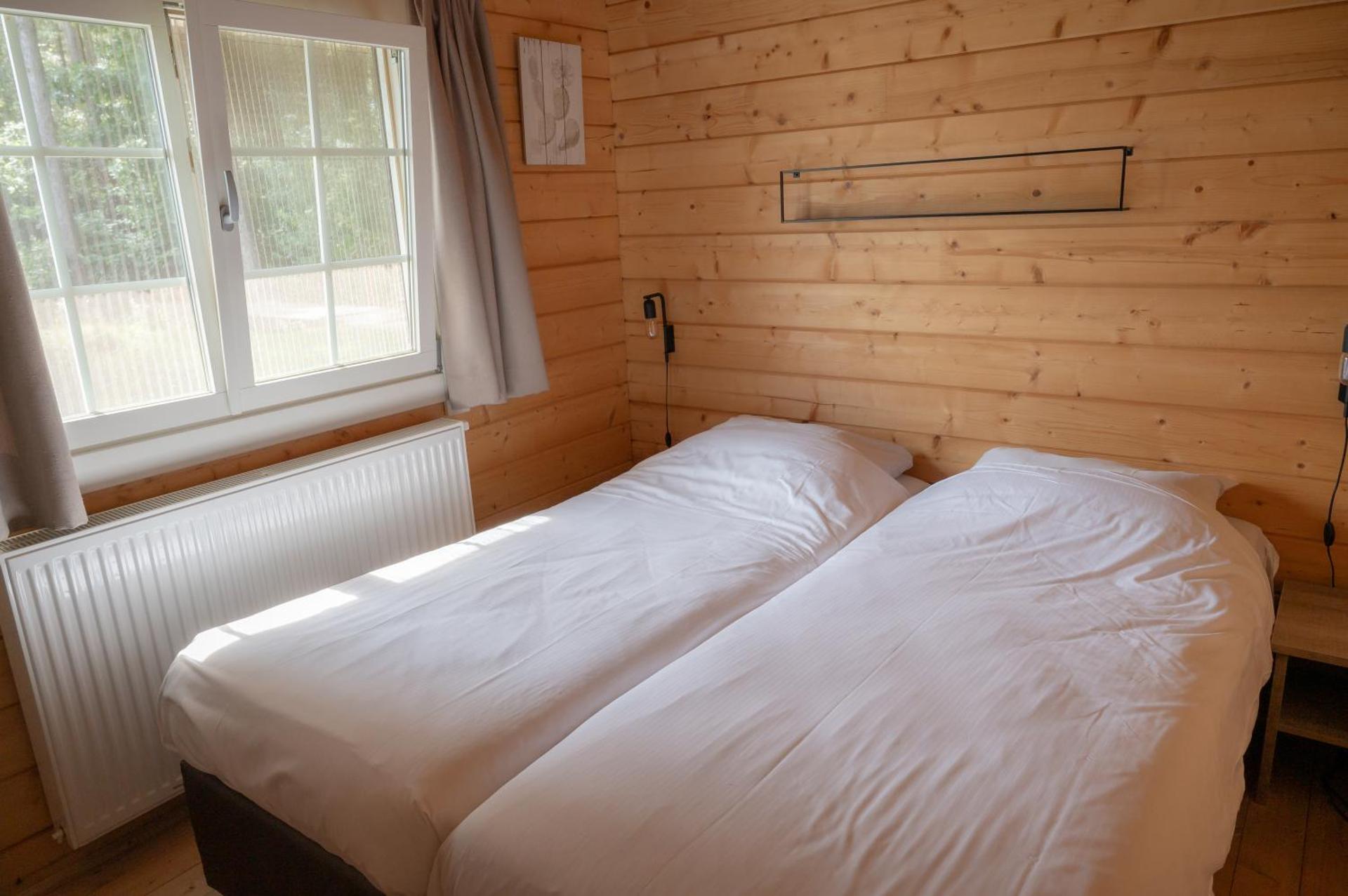 Water Lodge (1 bathroom)