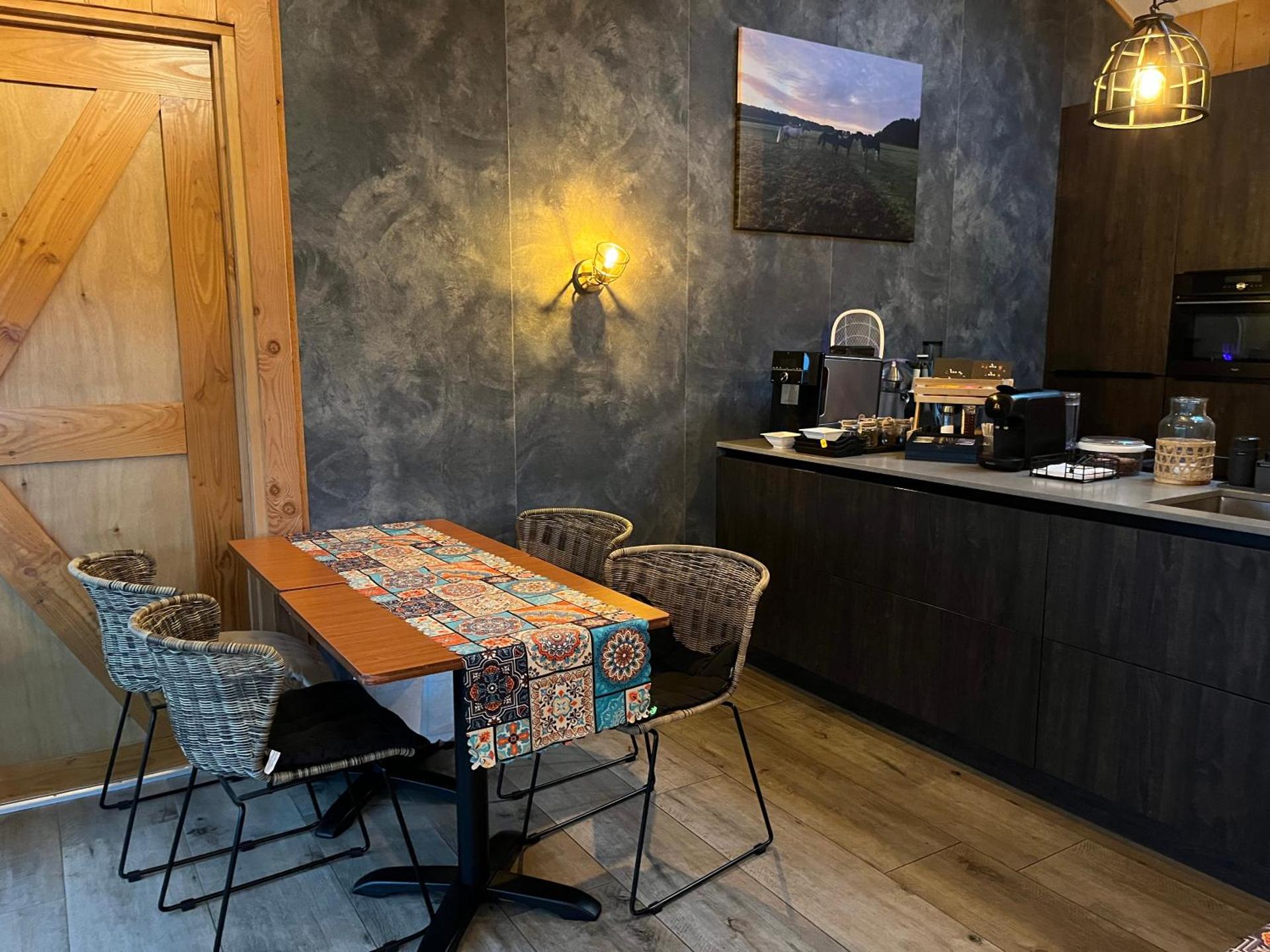 Coffee/tea facilities