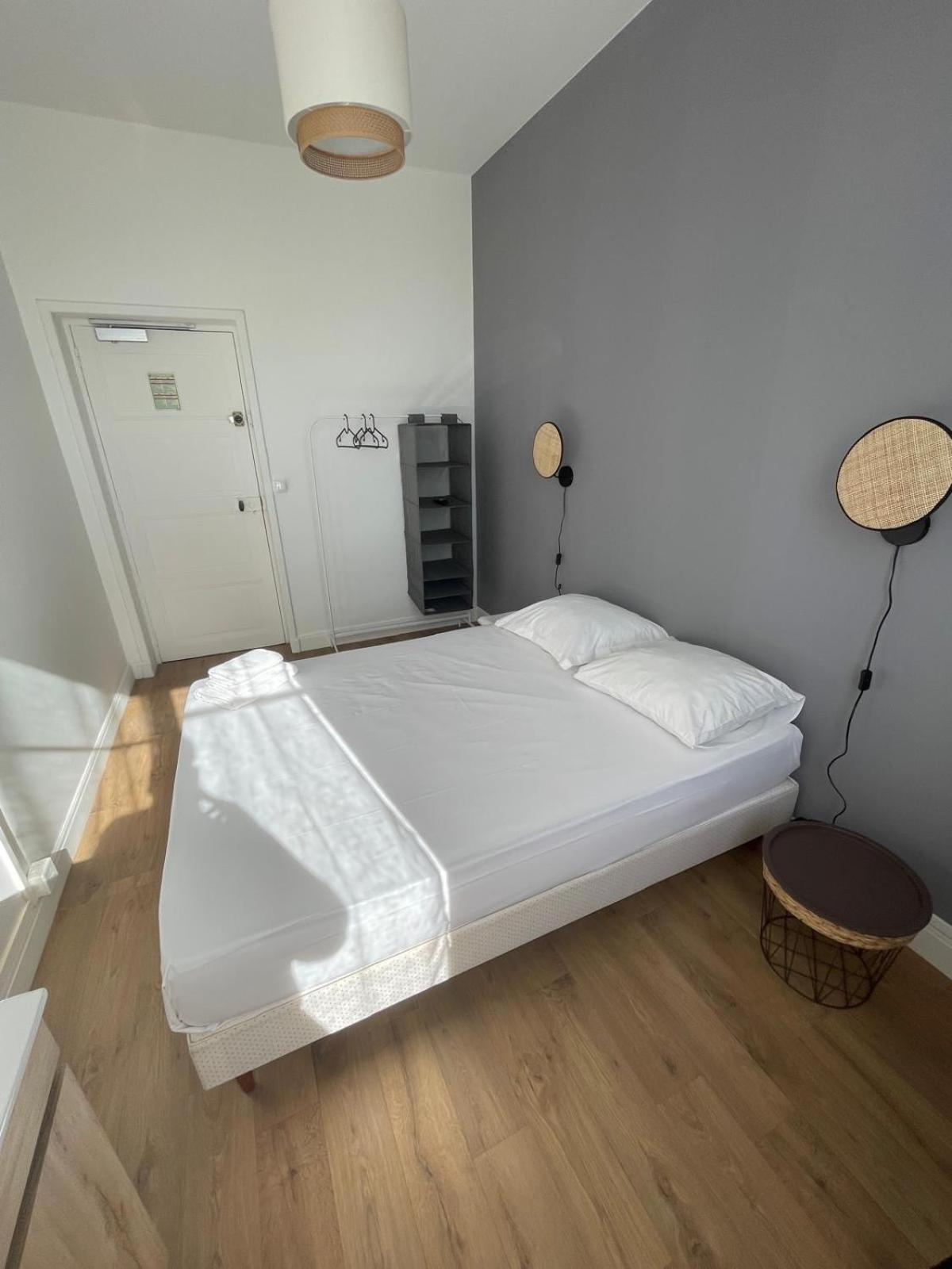 Hotel Clermont Airport