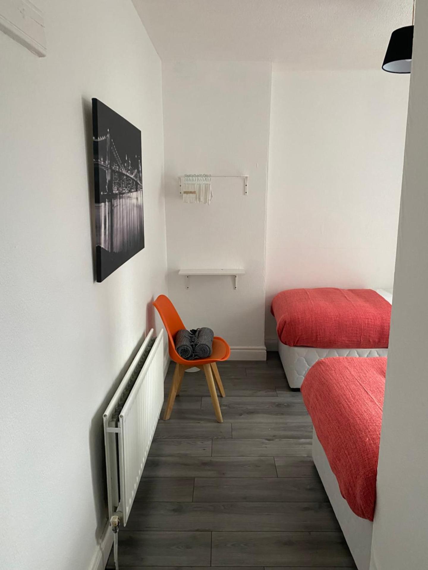 Twin Room - Botanic, Belfast