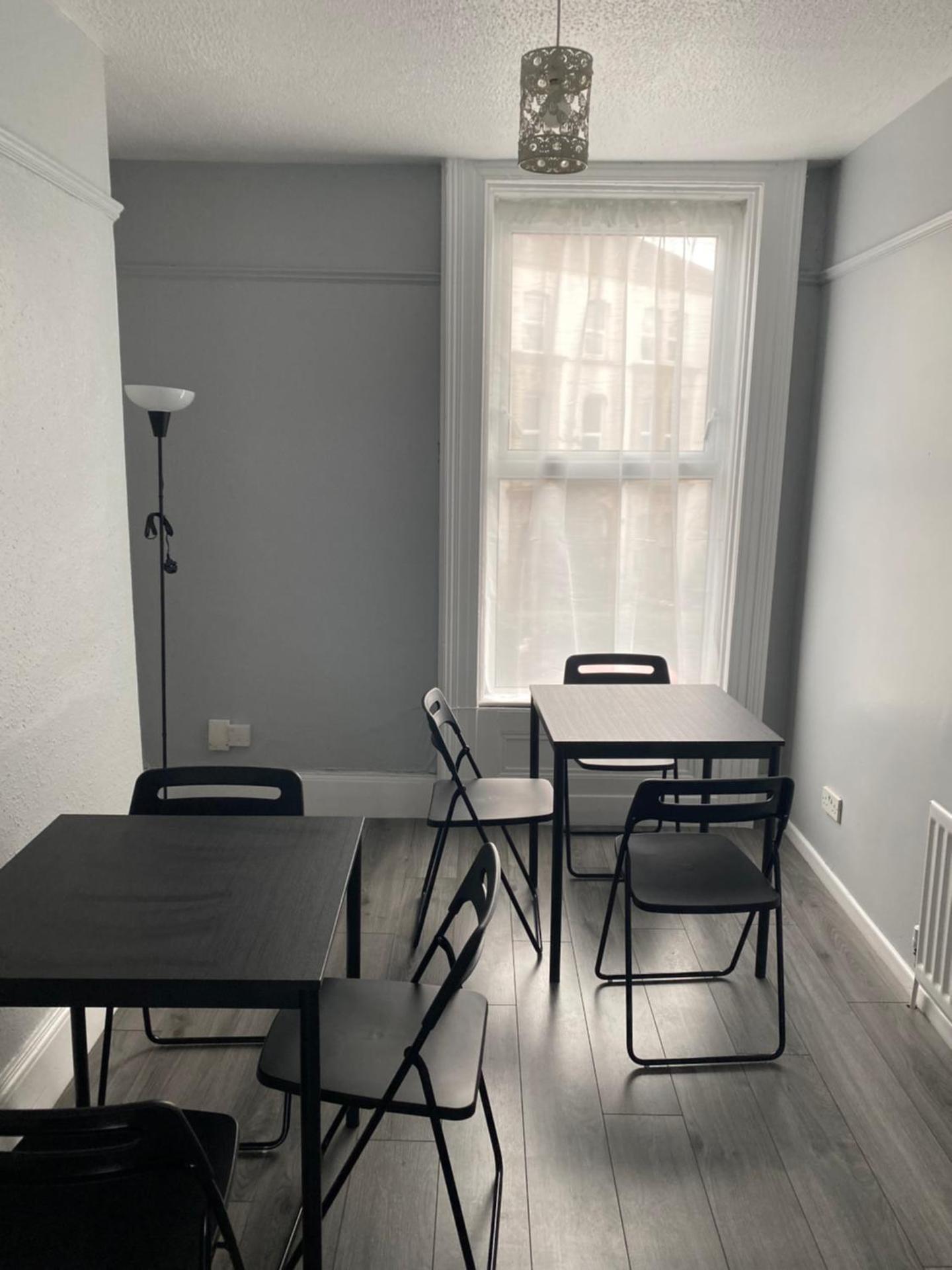 Twin Room - Botanic, Belfast