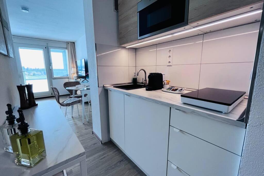 Apartment mit Wintergarten & Grüner Aussicht im Schwarzwald