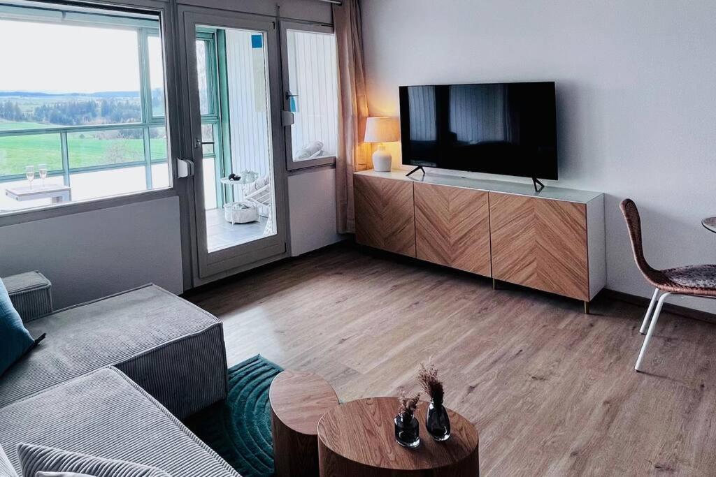 Apartment mit Wintergarten & Grüner Aussicht im Schwarzwald