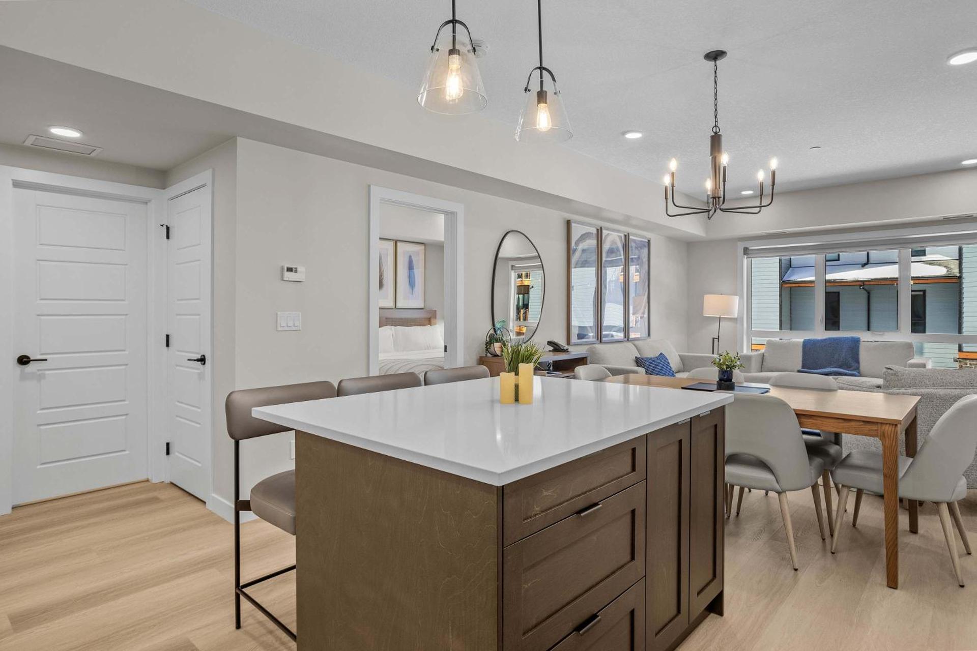 Kitchen or kitchenette