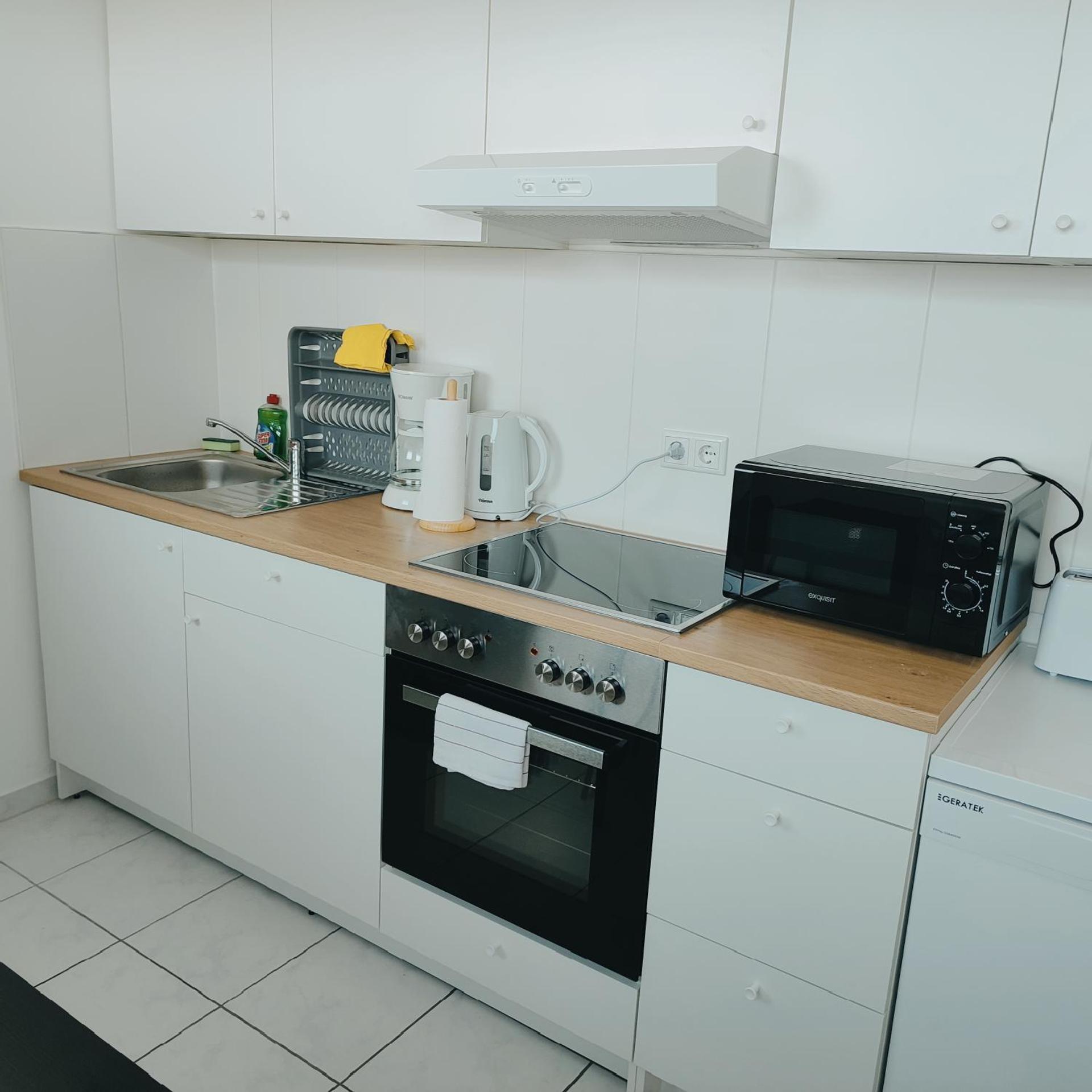 Monteurwohnung Ferienwohnung Business Appartement rechts Langenfeld