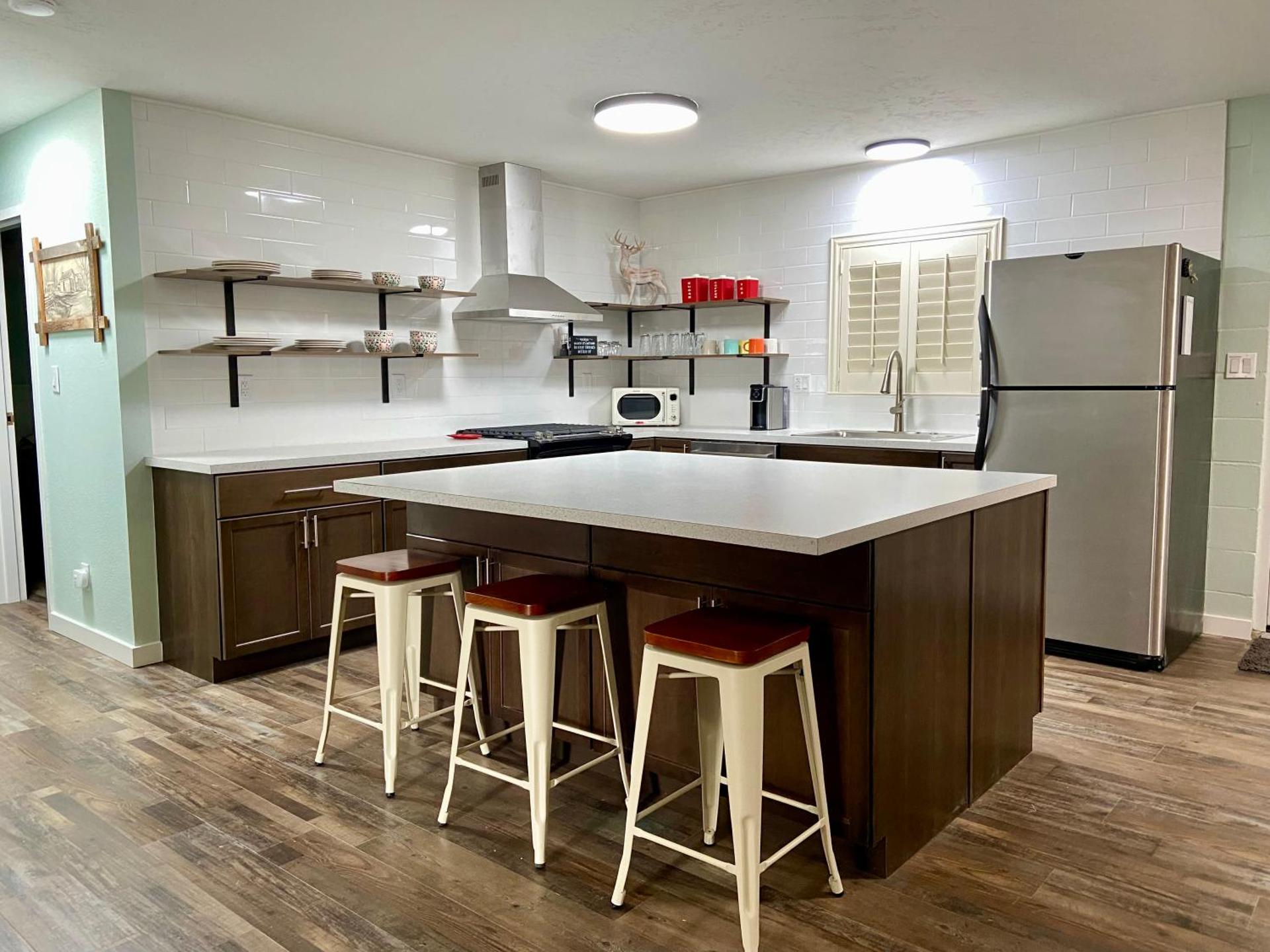 Kitchen or kitchenette