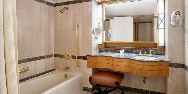 Bally's Tower Traditional Ocean King