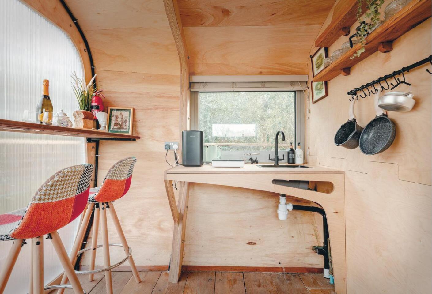 Coffee/tea facilities