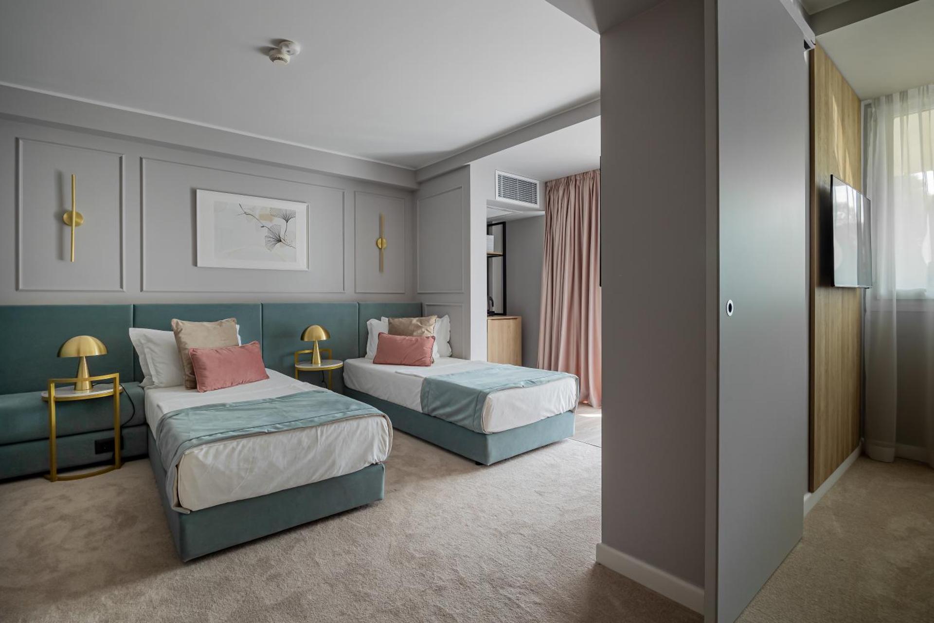 Bavaria Blu Hotel and Conference Centre