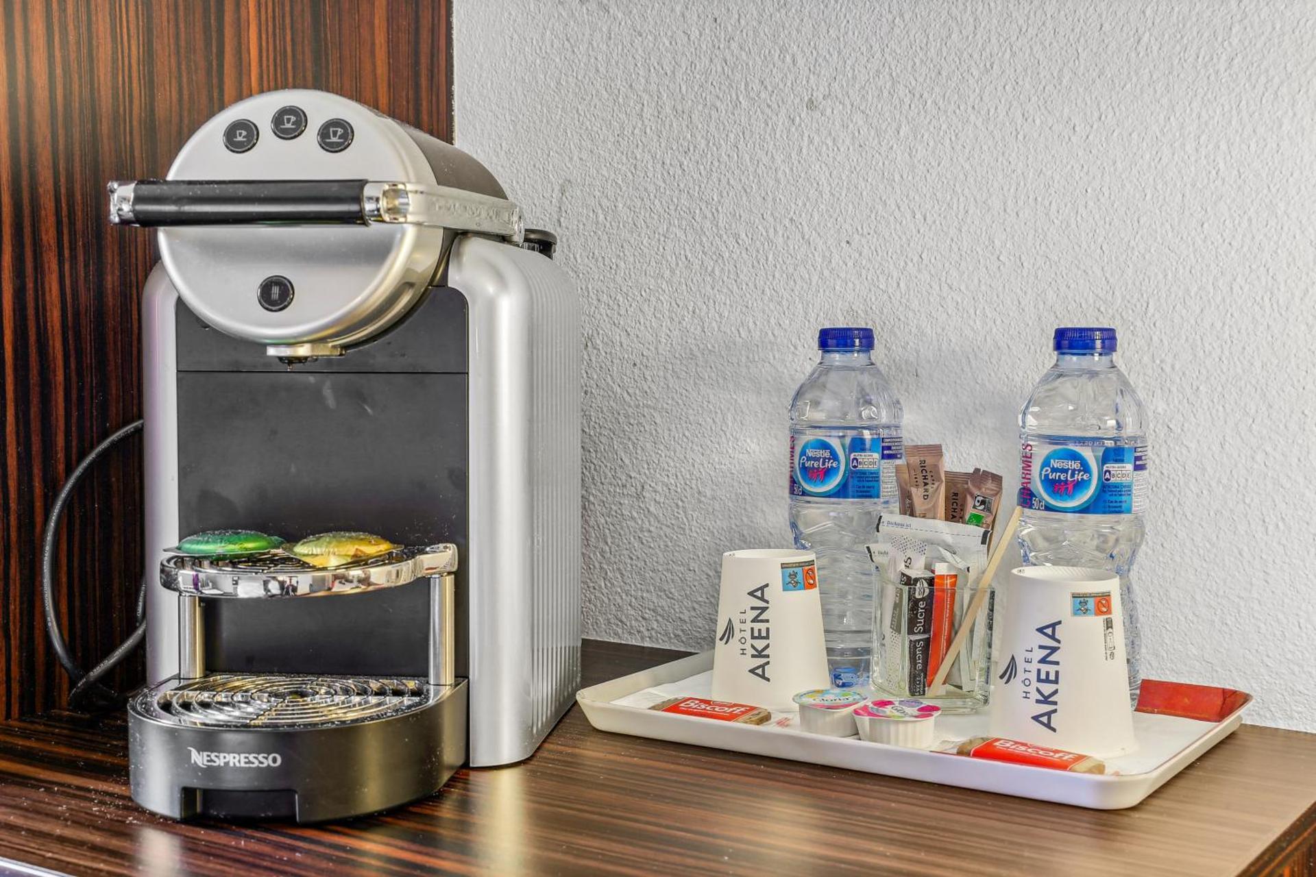 Coffee/tea facilities