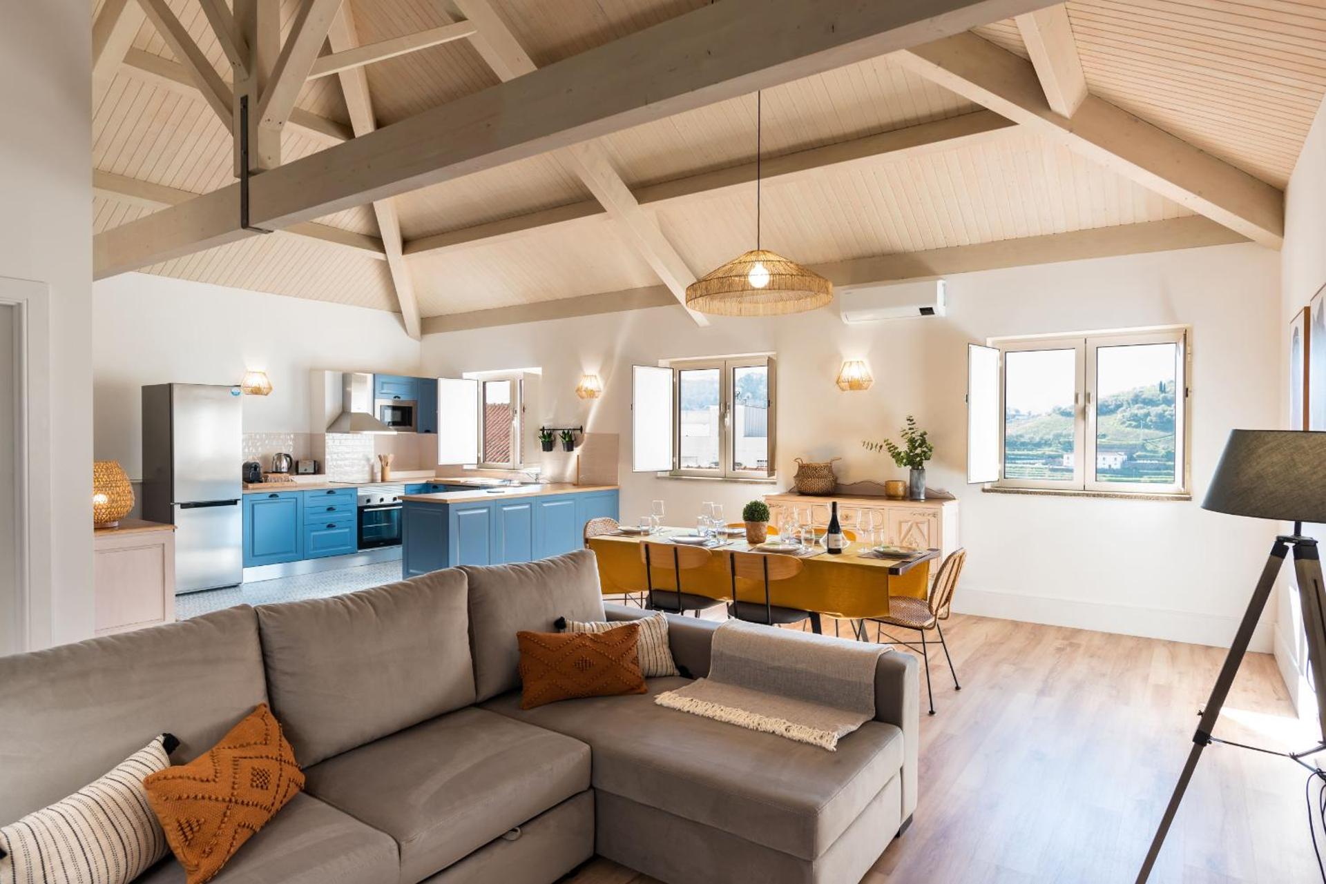 Communal lounge/ TV room