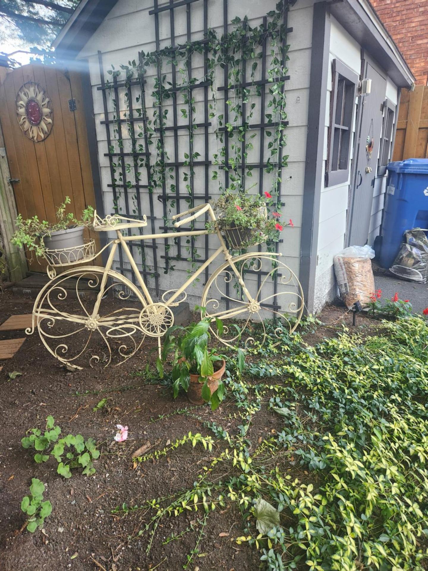 Inner courtyard view