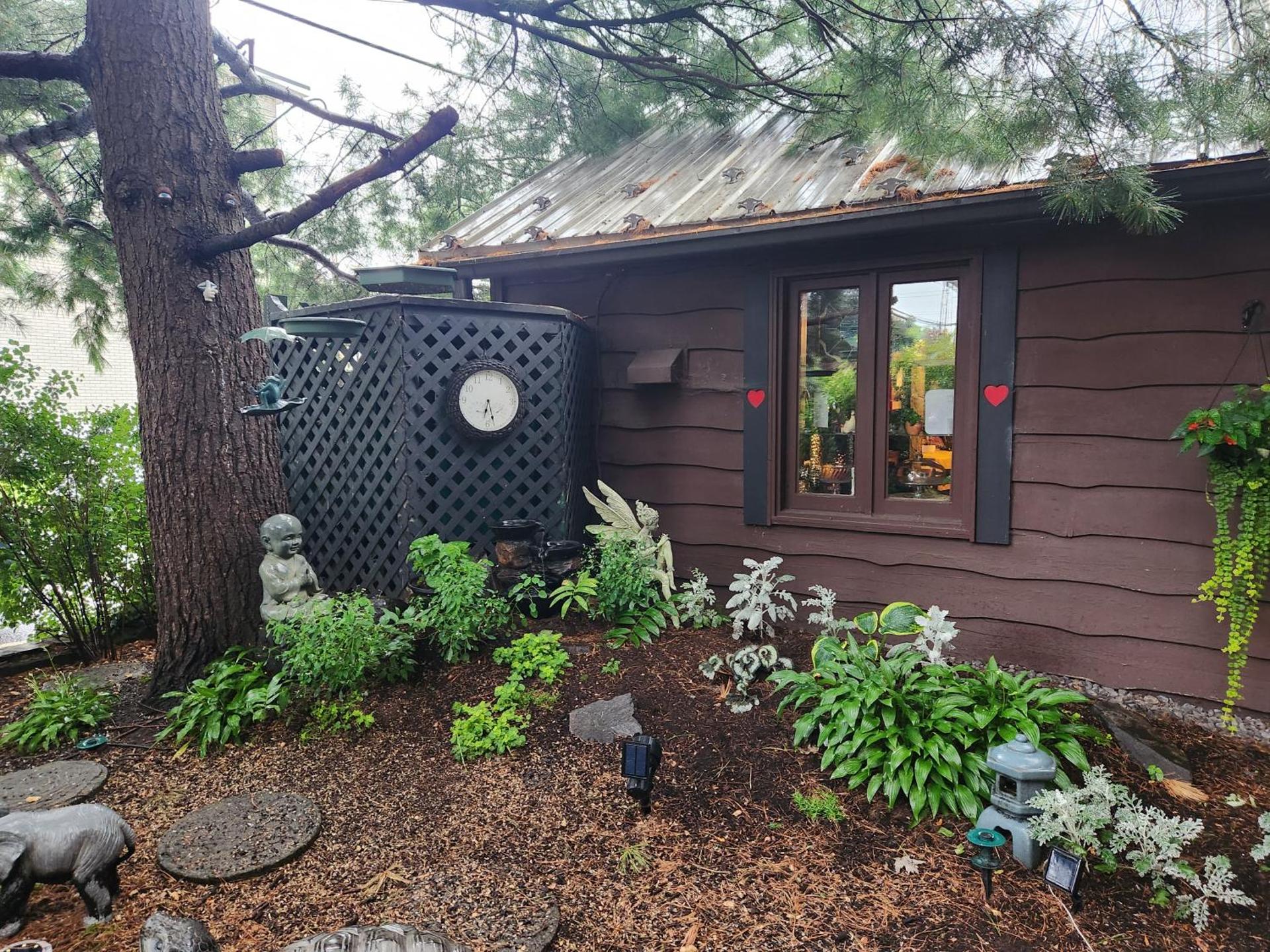 Inner courtyard view