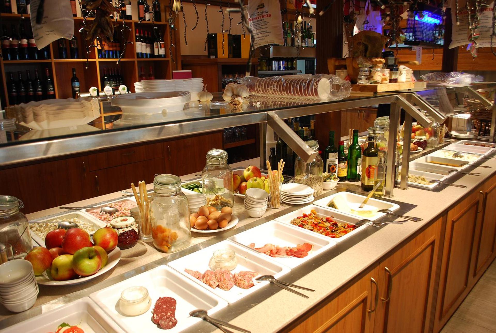 Restaurant/places to eat