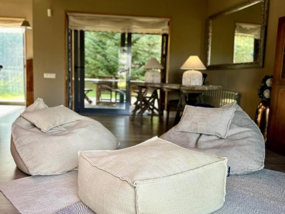 Mas Can Serra, casa a Queixans