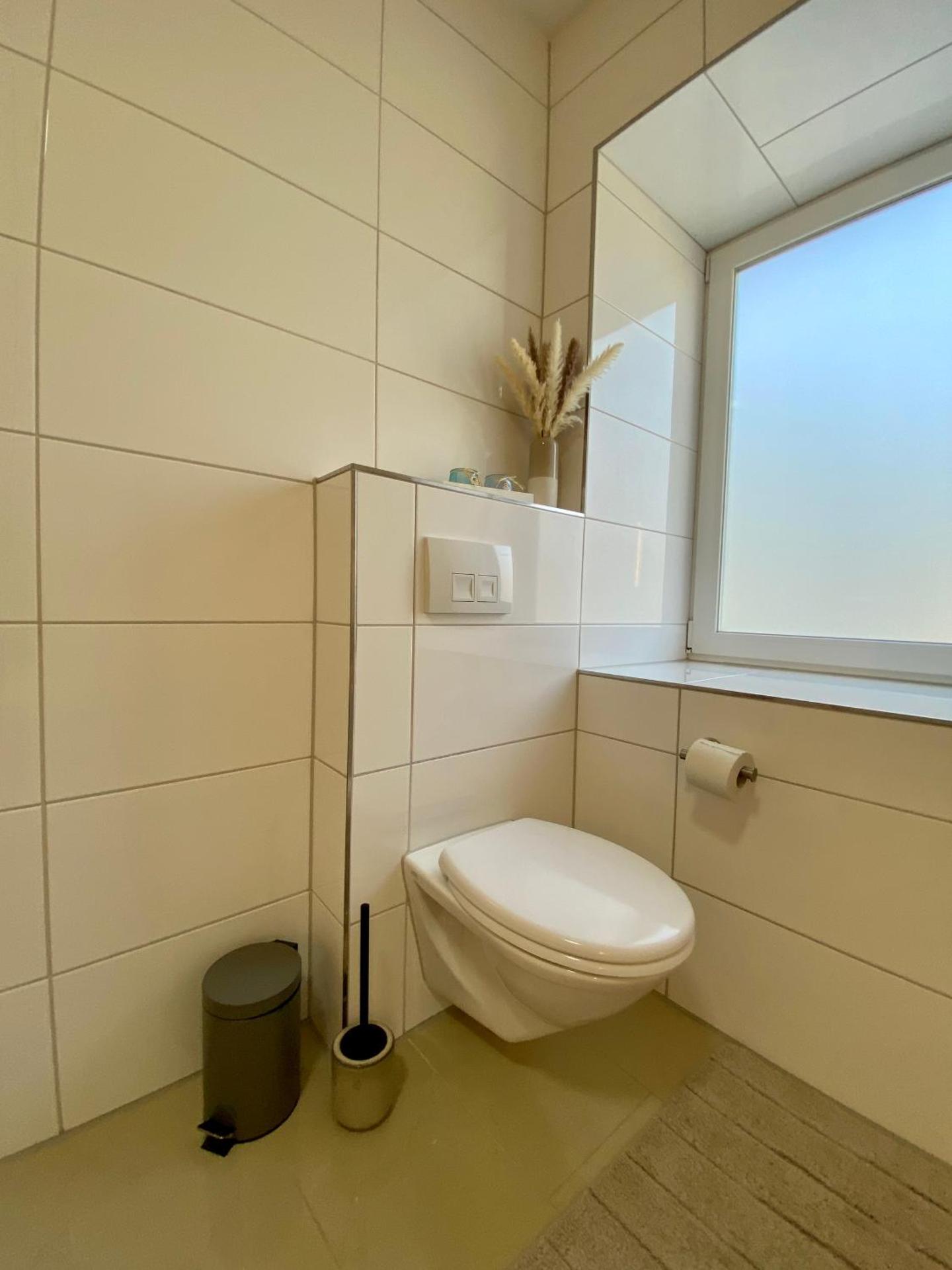 SLEEP WELL Apartments DETMOLD - Tempur Beds- NEU - Top Lage - Free parking - WIFI