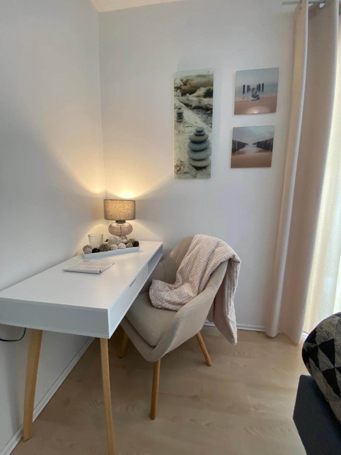 SLEEP WELL Apartments DETMOLD - Tempur Beds- NEU - Top Lage - Free parking - WIFI