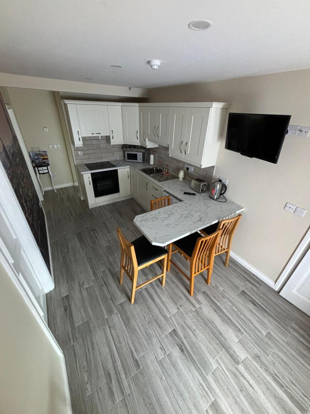 The Shebeen Apartment2