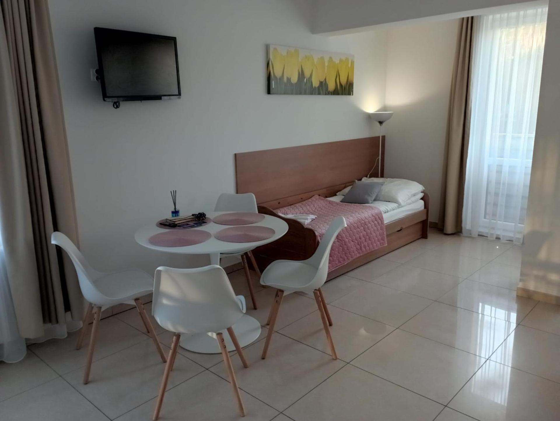 Apartamenty Planeta 105, 108 Mielno - parking w cenie pobytu