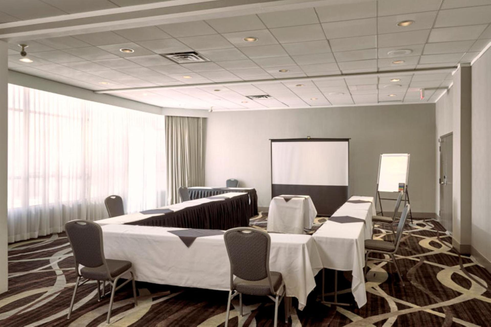 Meeting/conference room