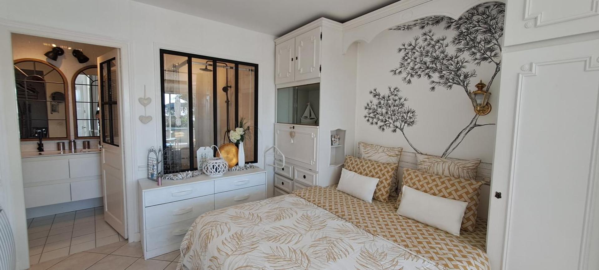 Appartement terrasse esprit loft vue sur mer