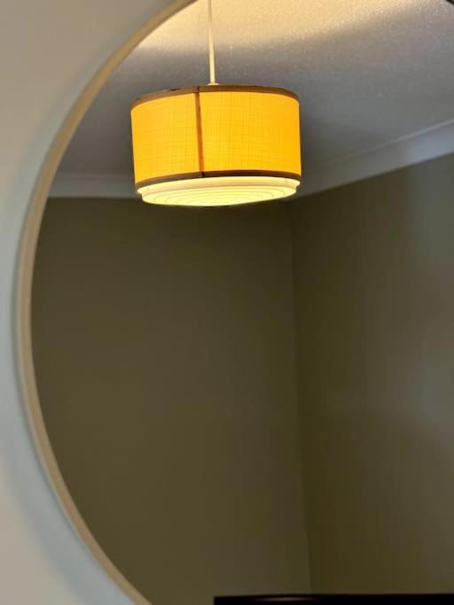 Boho Modern Entire House in Southampton - Sleeps 13 - 5 Bedrooms - 7 Beds - Overlooking the original city walls -walking Distance to the city centre & Cruise Terminals - Private garage