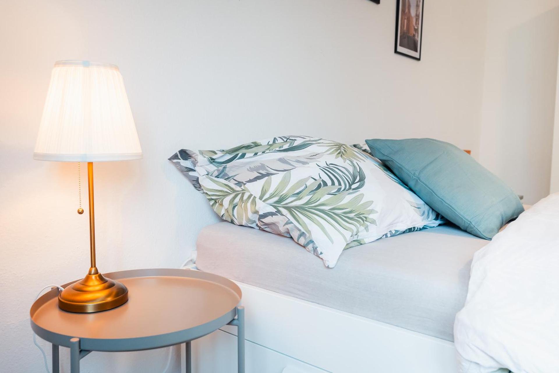 N39 Whole 3-Room Apartment or Individual Room in Karlsruhe Südstadt