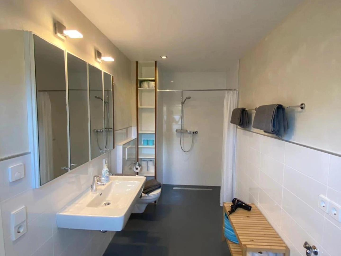 Ruheoase im Kirschblütental