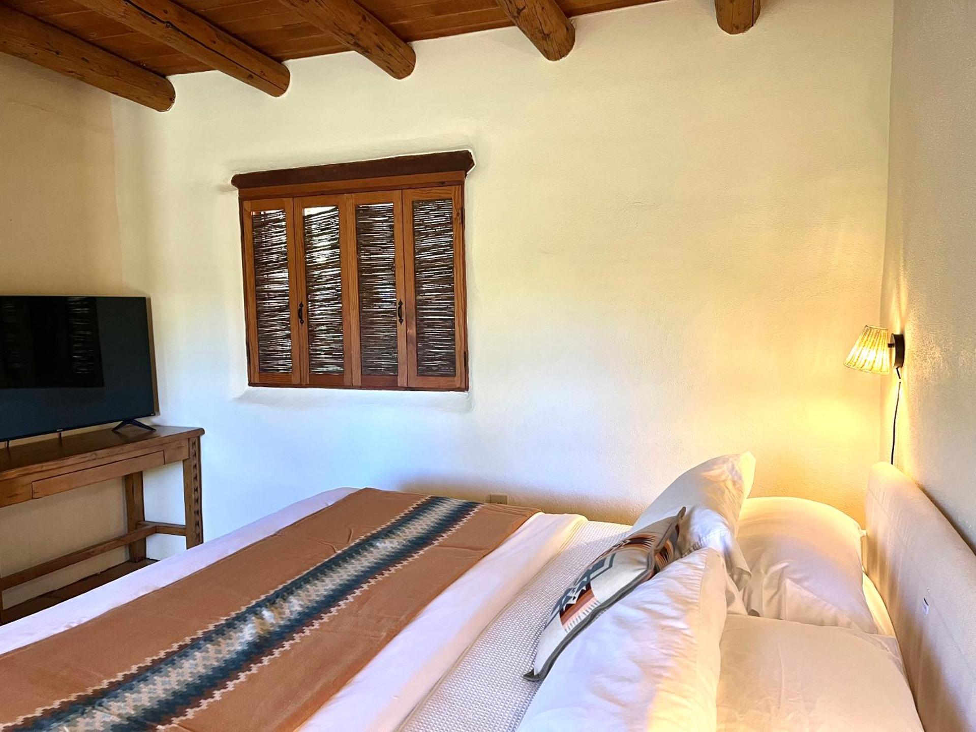 King Room with Mountain View