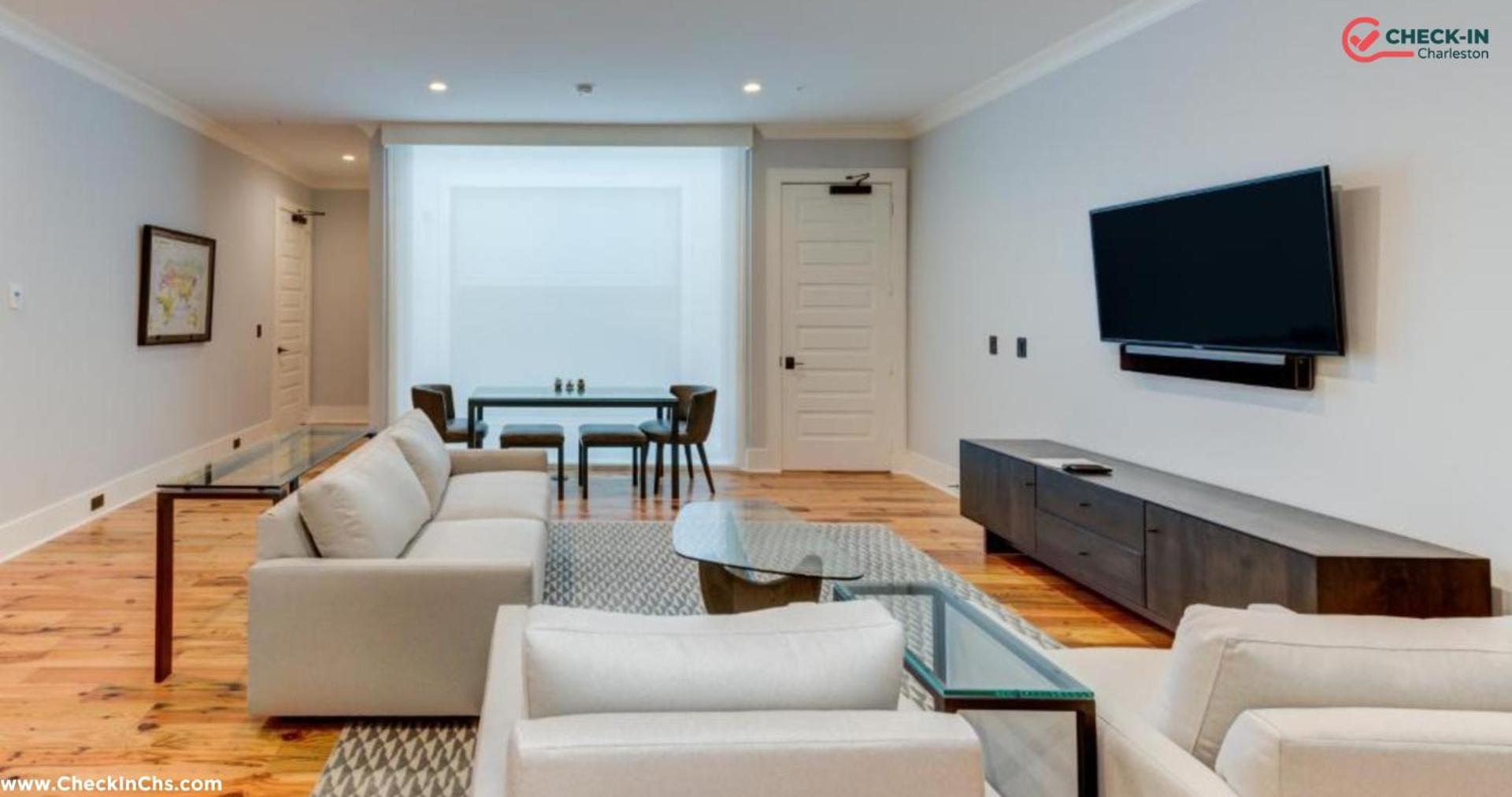 Communal lounge/ TV room