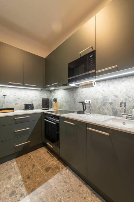 josef's home I Premium Apartment I modern & urban