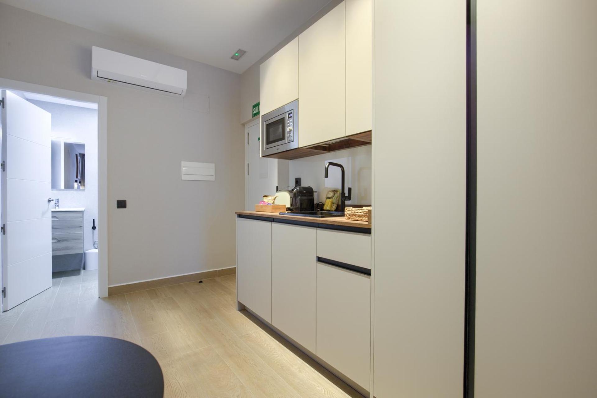 Kitchen or kitchenette