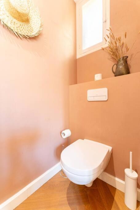 Superbe appartement deux chambres, centre proche port