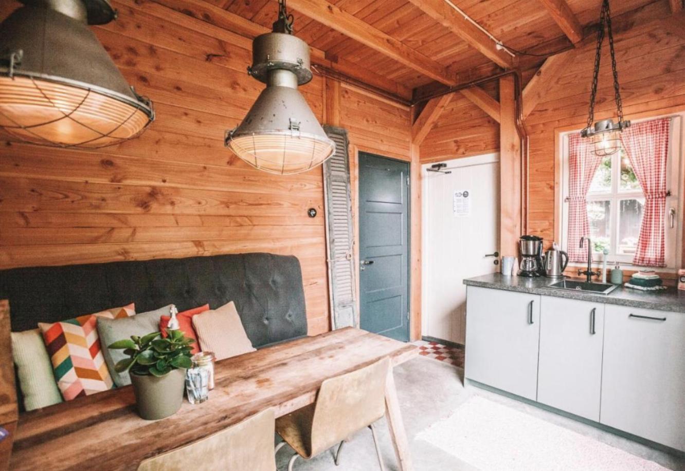 CRASH'NSTAY - The Silo Bungalow