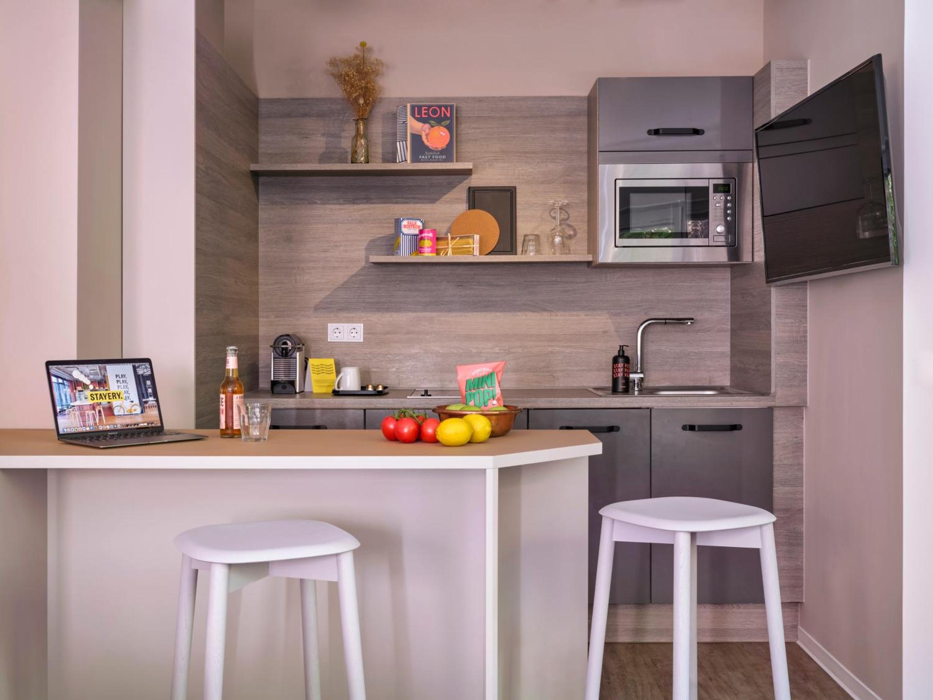 Kitchen or kitchenette