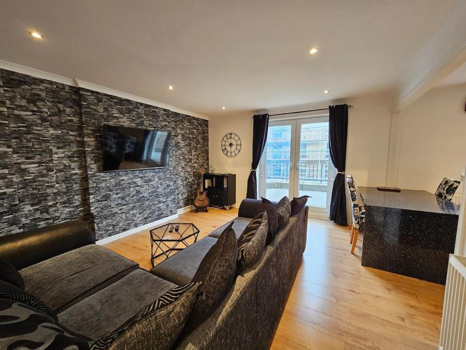 The Bonnington Abode