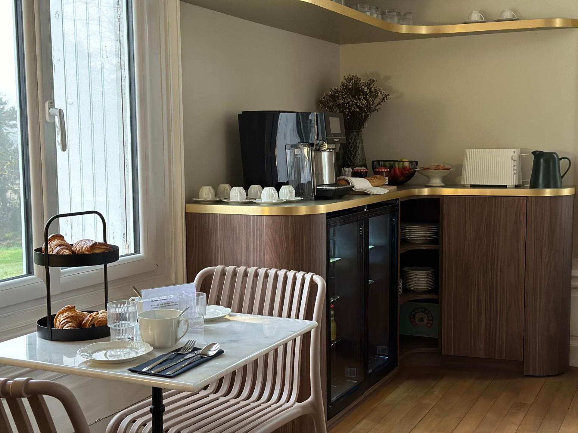 Coffee/tea facilities