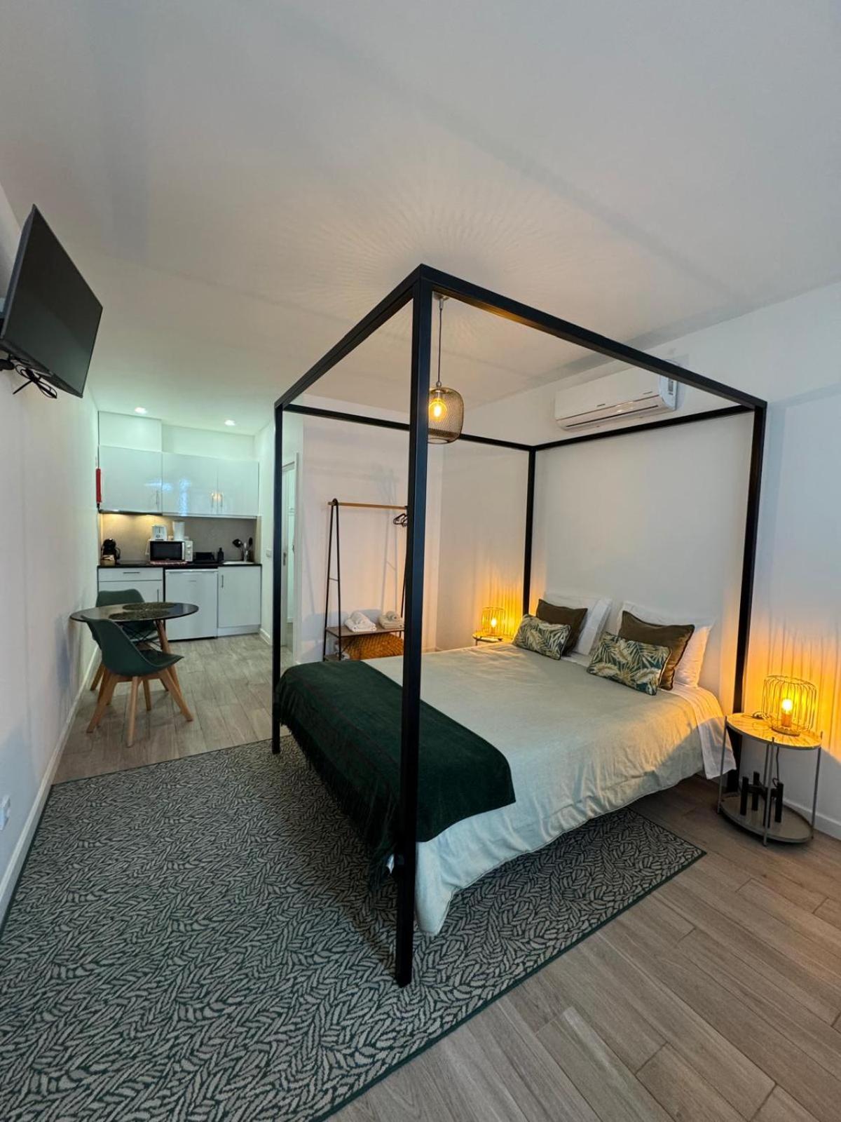 DDM Studio - O paraíso do Sítio da Nazaré