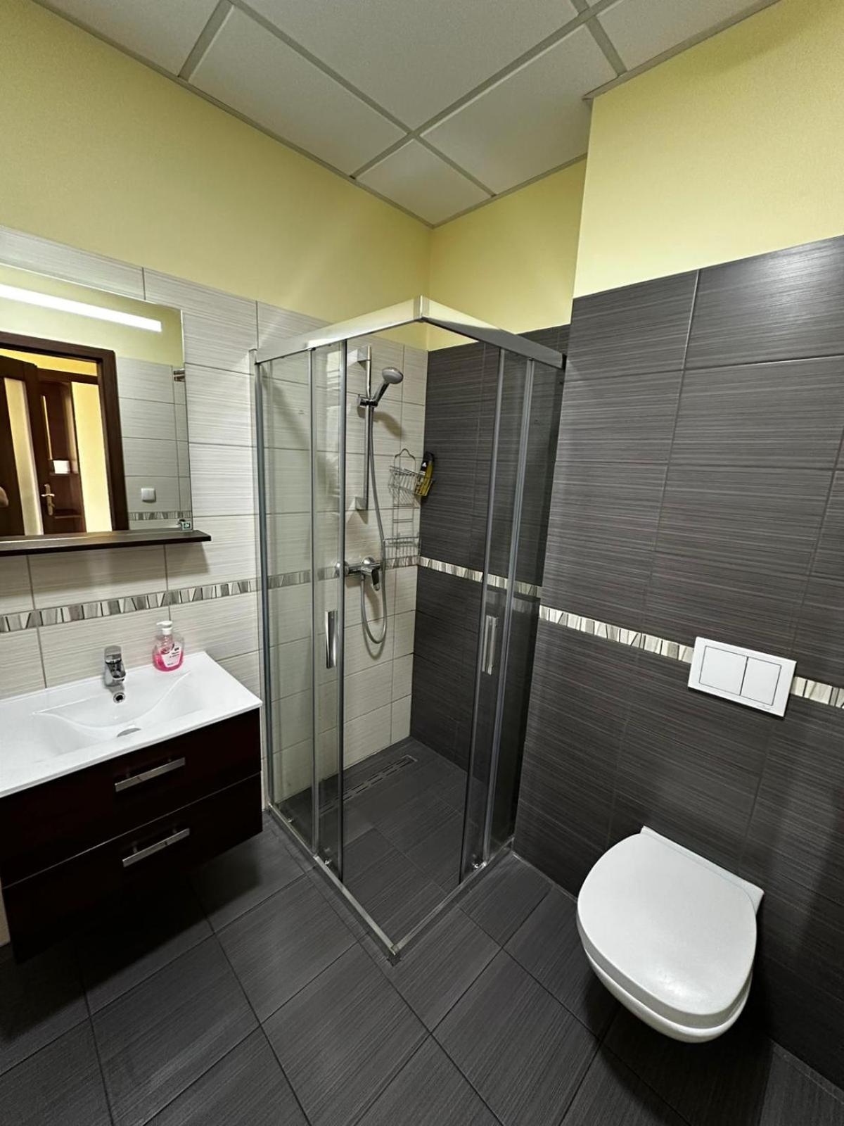 HONGANE GUEST HAUS & korean restaurant