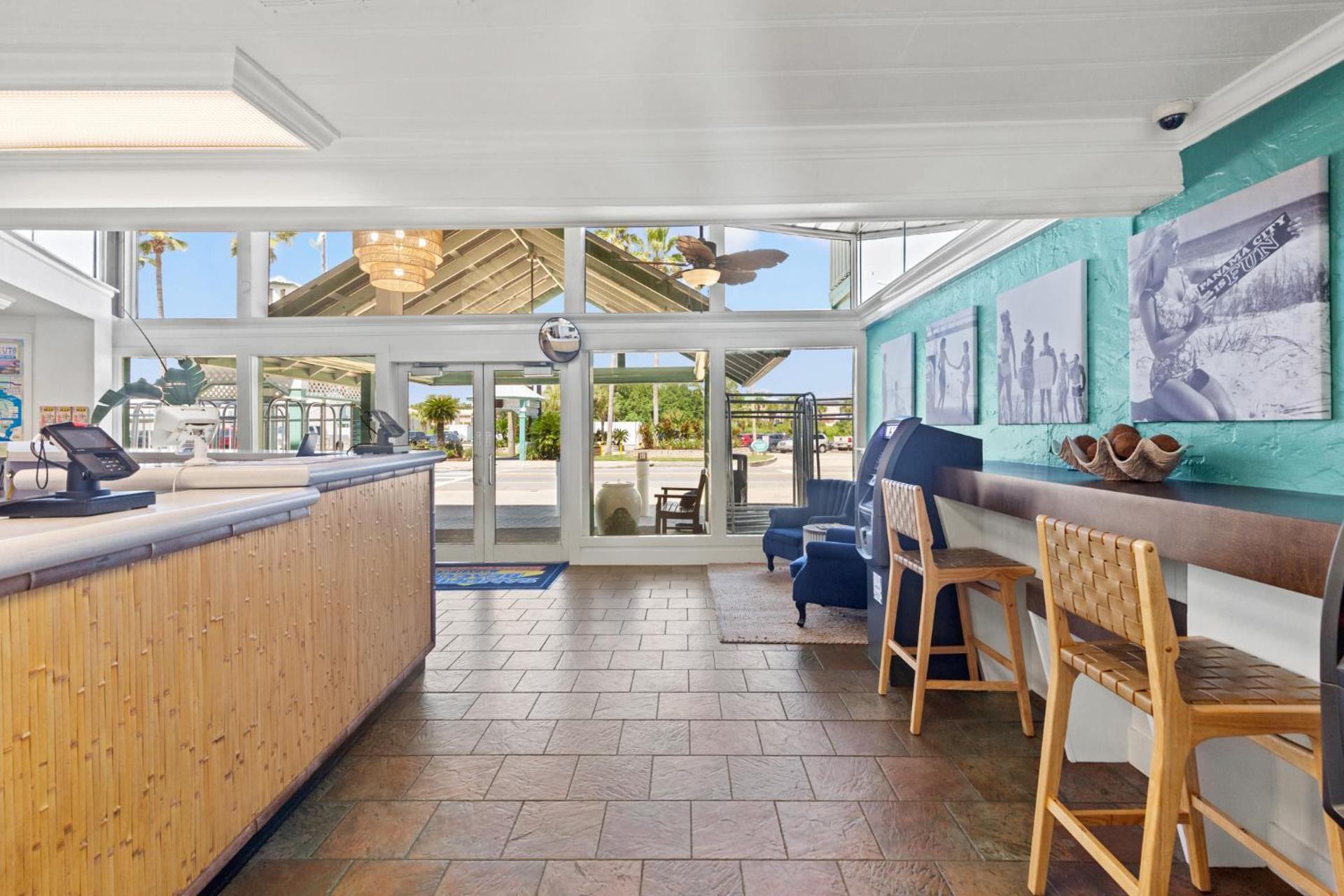 Sandpiper Beacon Beach Resort