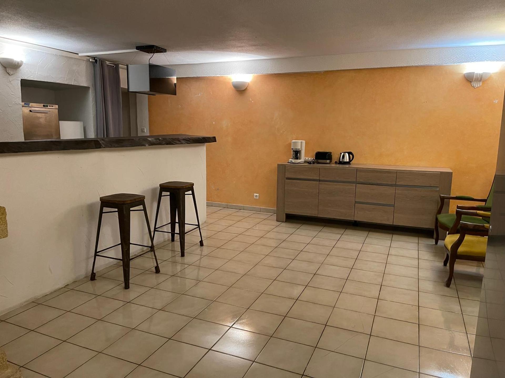 Three-Bedroom Superior Apartment