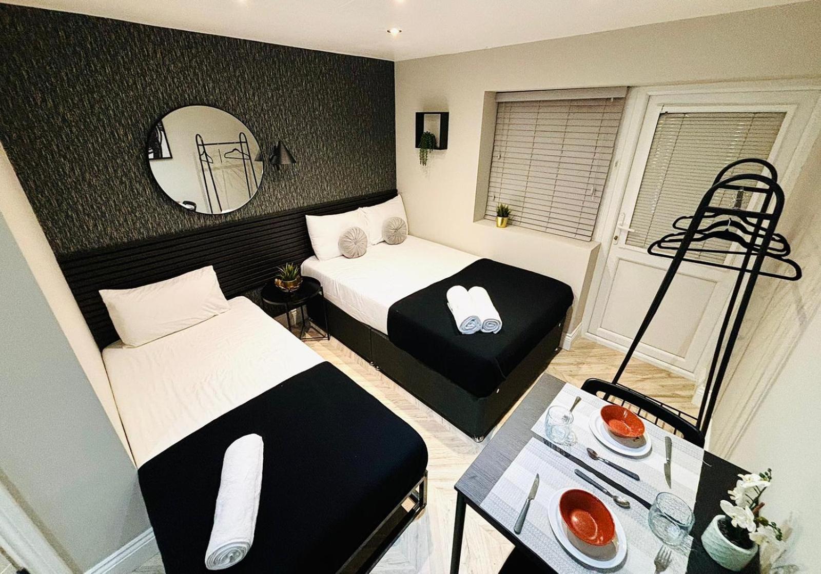 Heathrow airport studios