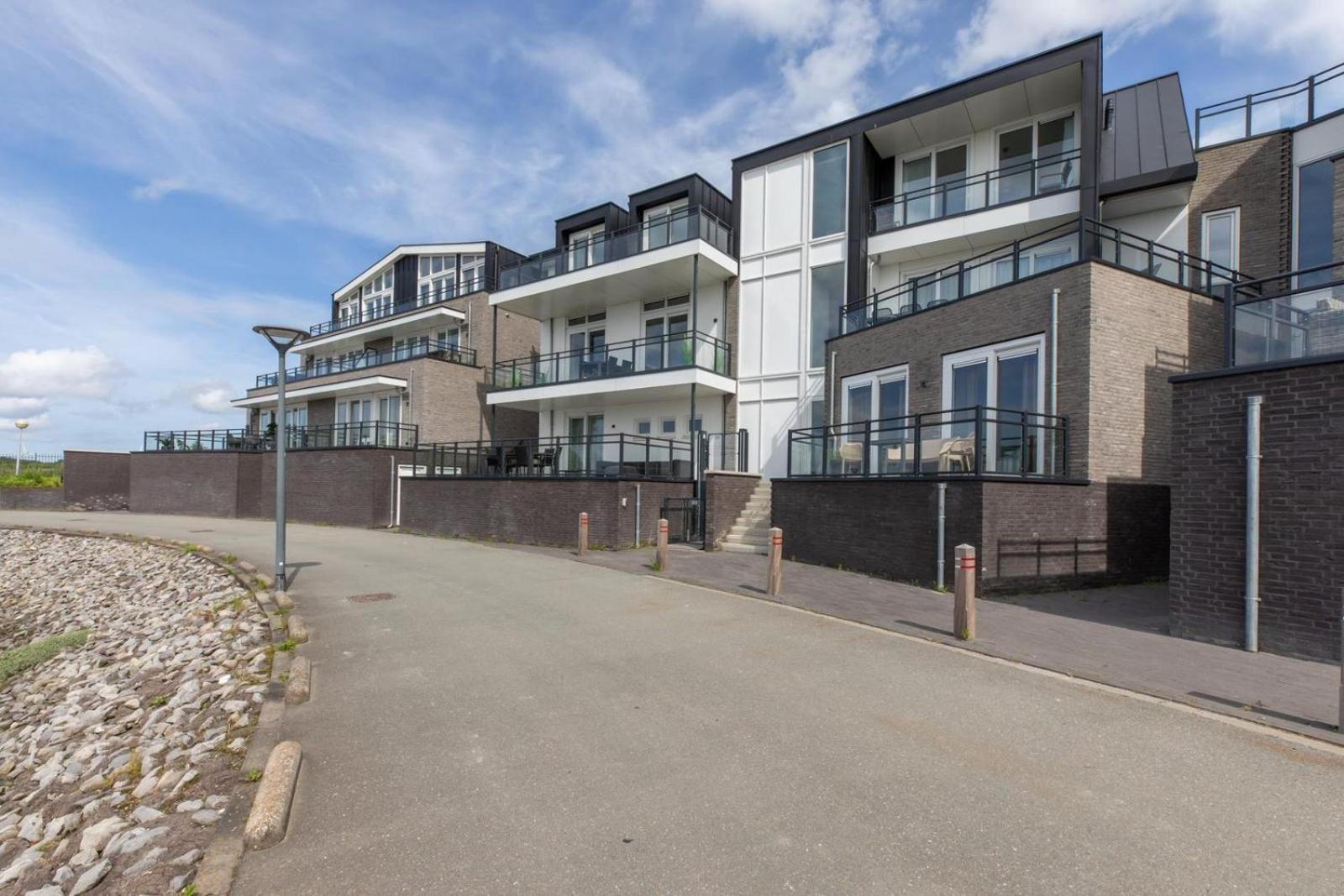 Vakantiewoning aan het water - met 2 balkons - Vista Maris - Nr 38