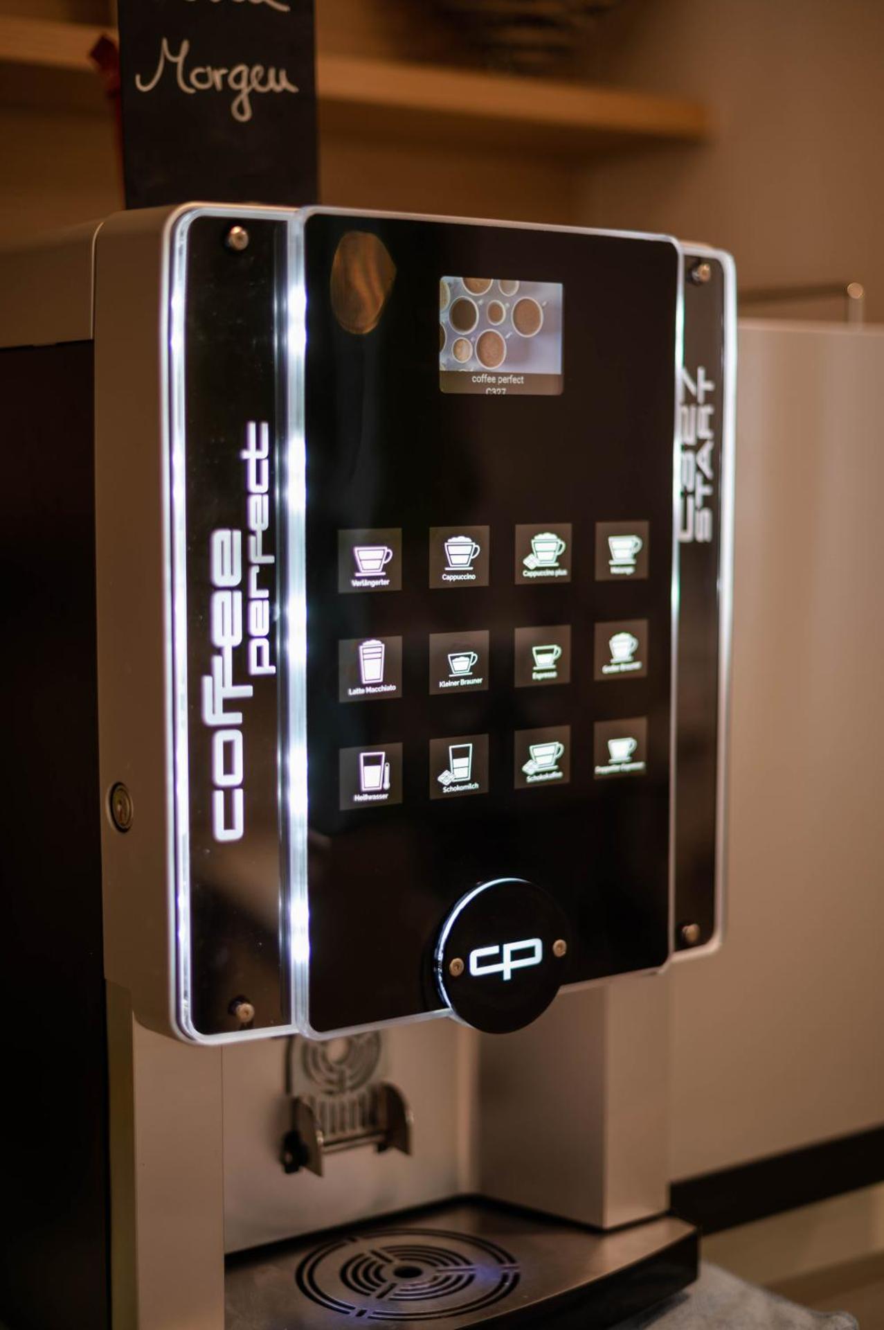 Coffee/tea facilities